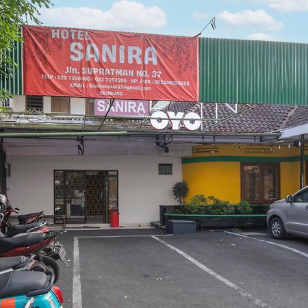 Collection O Hotel Sanira Bandung Luaran gambar