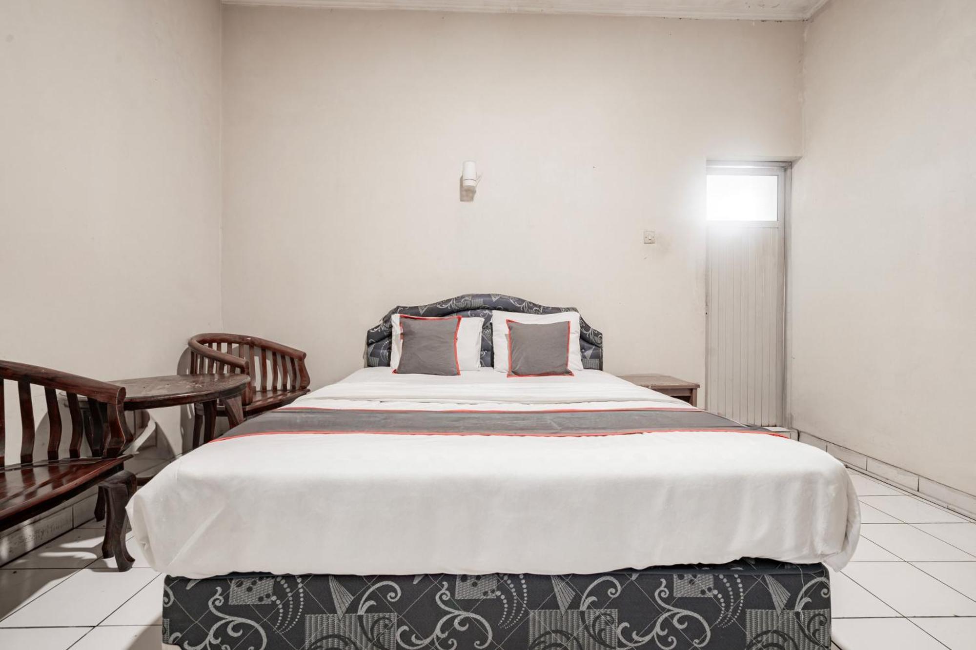 Collection O Hotel Sanira Bandung Luaran gambar