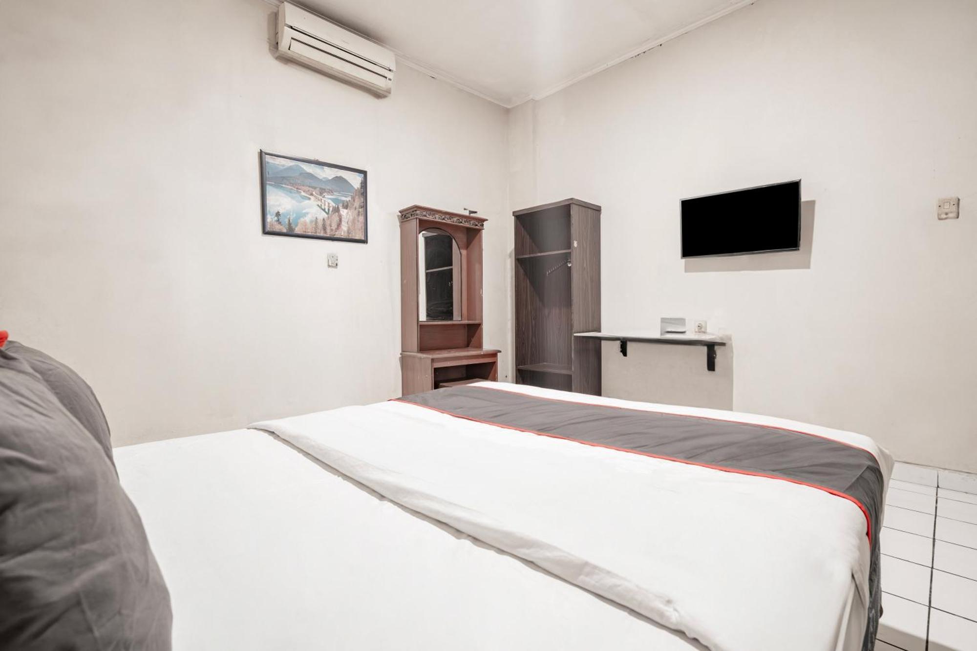 Collection O Hotel Sanira Bandung Luaran gambar